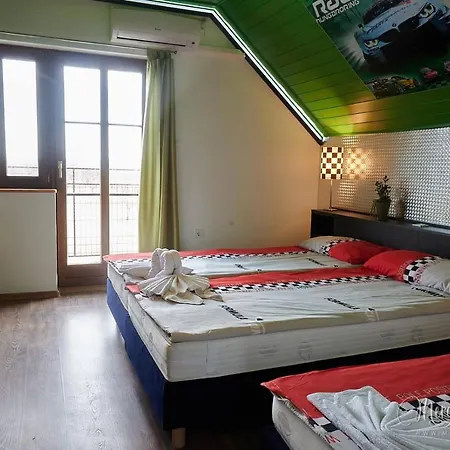 B&B Kamaras Ring House 3*