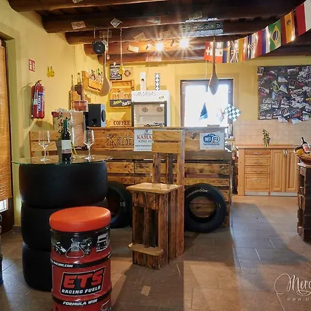 Kamarás Ring House 3* Mogyoród