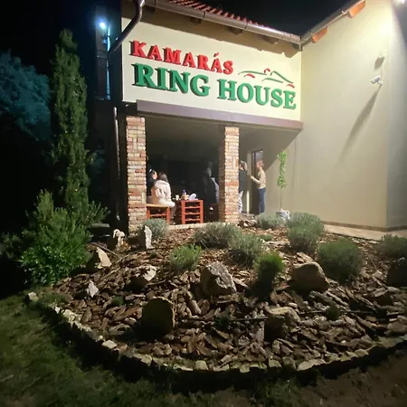 Bed & Breakfast Kamaras Ring House