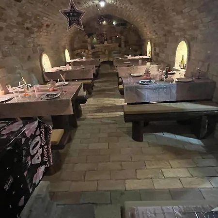 Bed & Breakfast Kamaras Ring House Mogyorod
