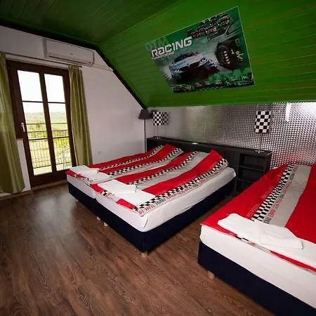 Kamaras Ring House 3*