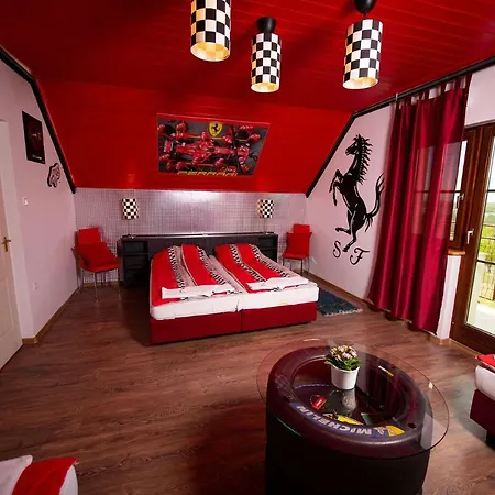 Panzió Kamarás Ring House Mogyoród