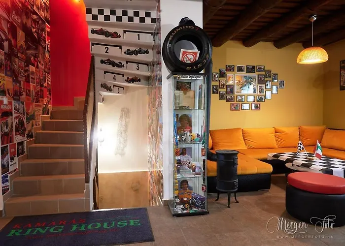 Kamaras Ring House Отель типа 