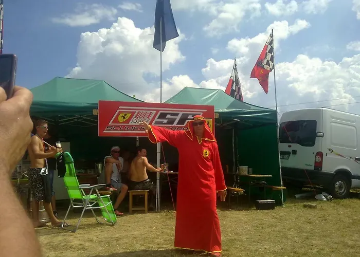 Kamaras Ring House Модьород